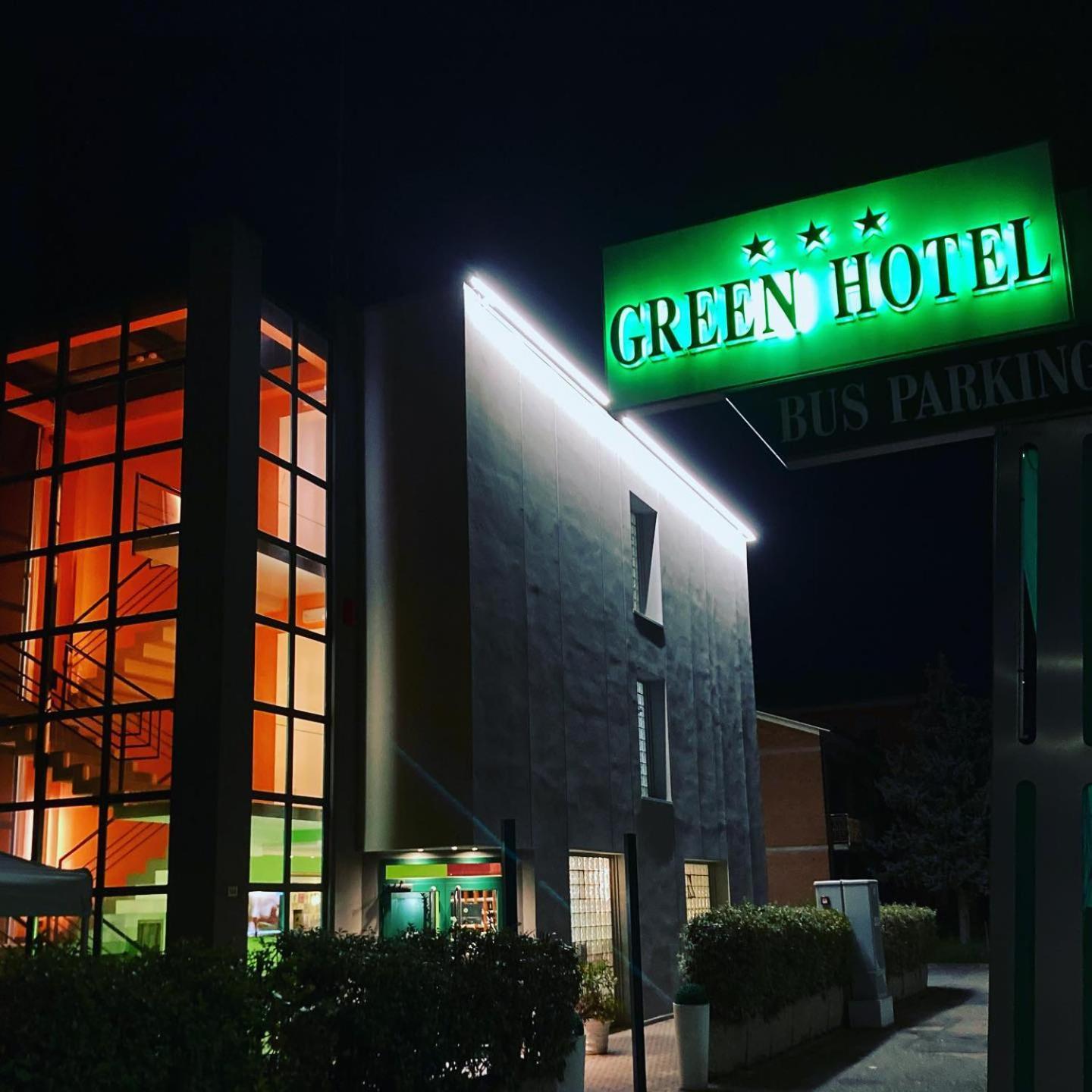 Green Hotel Poviglio  Exteriör bild